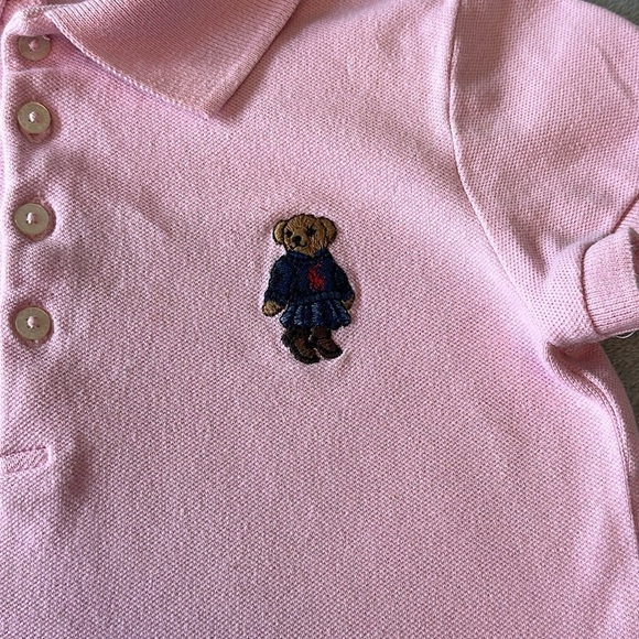 POLO - Ralph Lauren Iconic polo shirt w/ embroidered bear.  Size 6 - Picture 3 of 4